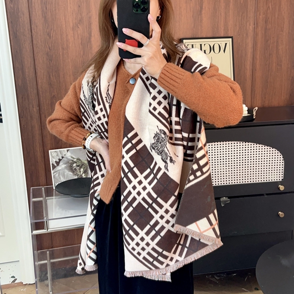 ブランドマフラー背面デザイン